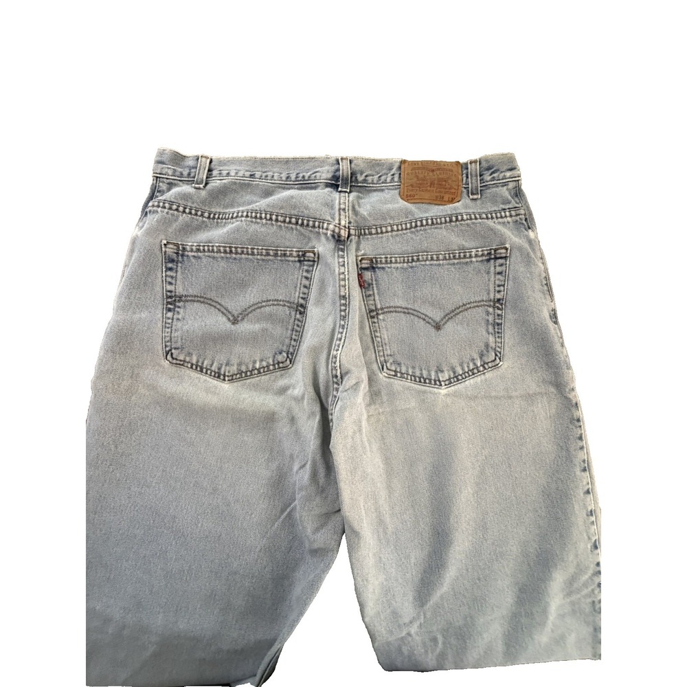 Levi's Men's 560 Loose Fit Tapered Leg Jeans Light Wash Denim W38/L34 - Picture 6 of 8